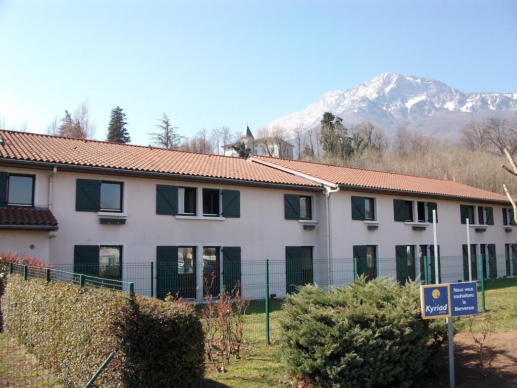 Kyriad Grenoble Sud - Seyssinet Buitenkant foto